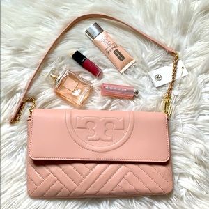 SALE !!! NEW Tory Burch Pink Leather Alexa Clutch